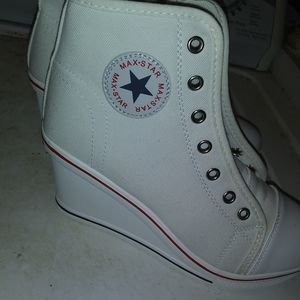Sneaker wedges